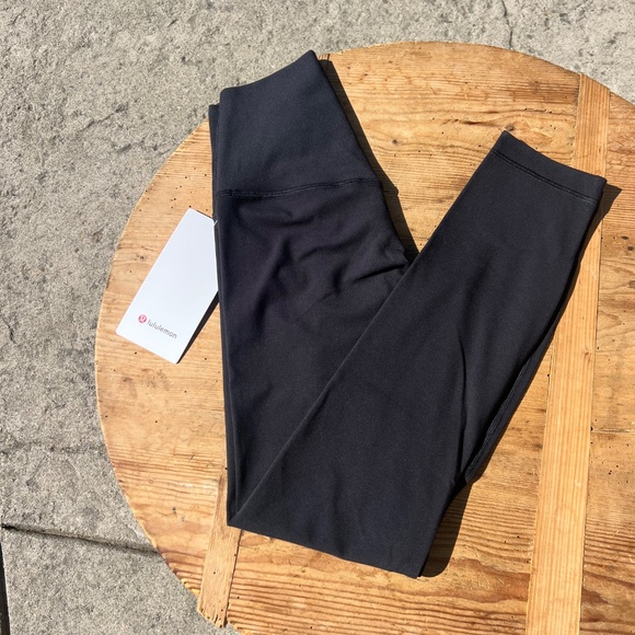 Lululemon Align No Line HR Pant 25" -Black - Women's Size 4 - Picture 5 of 7